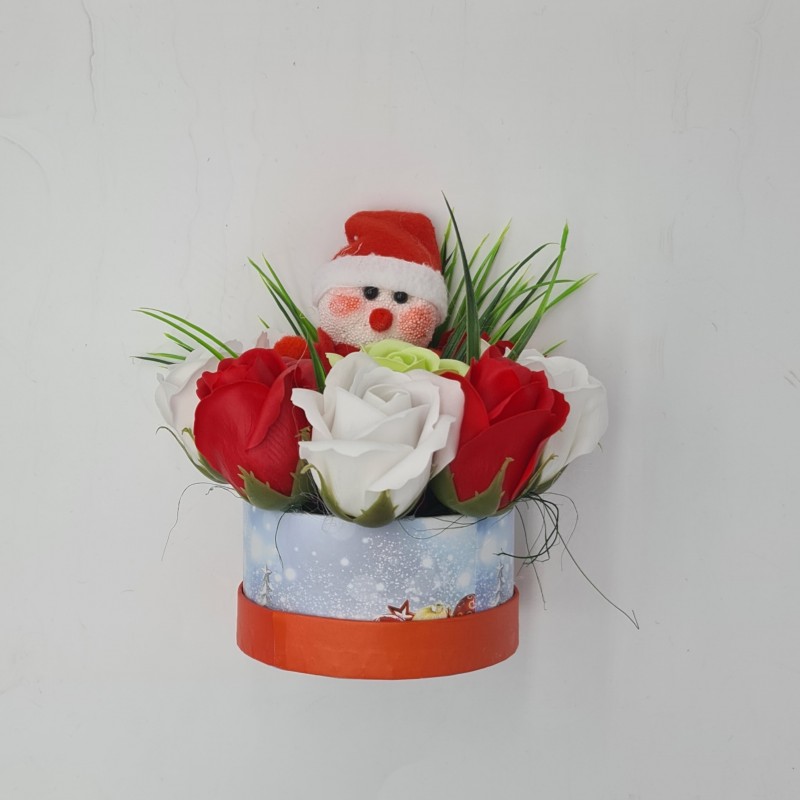 Aranjament floral deosebit, craciun, 7 trandafiri, om de zapada mare