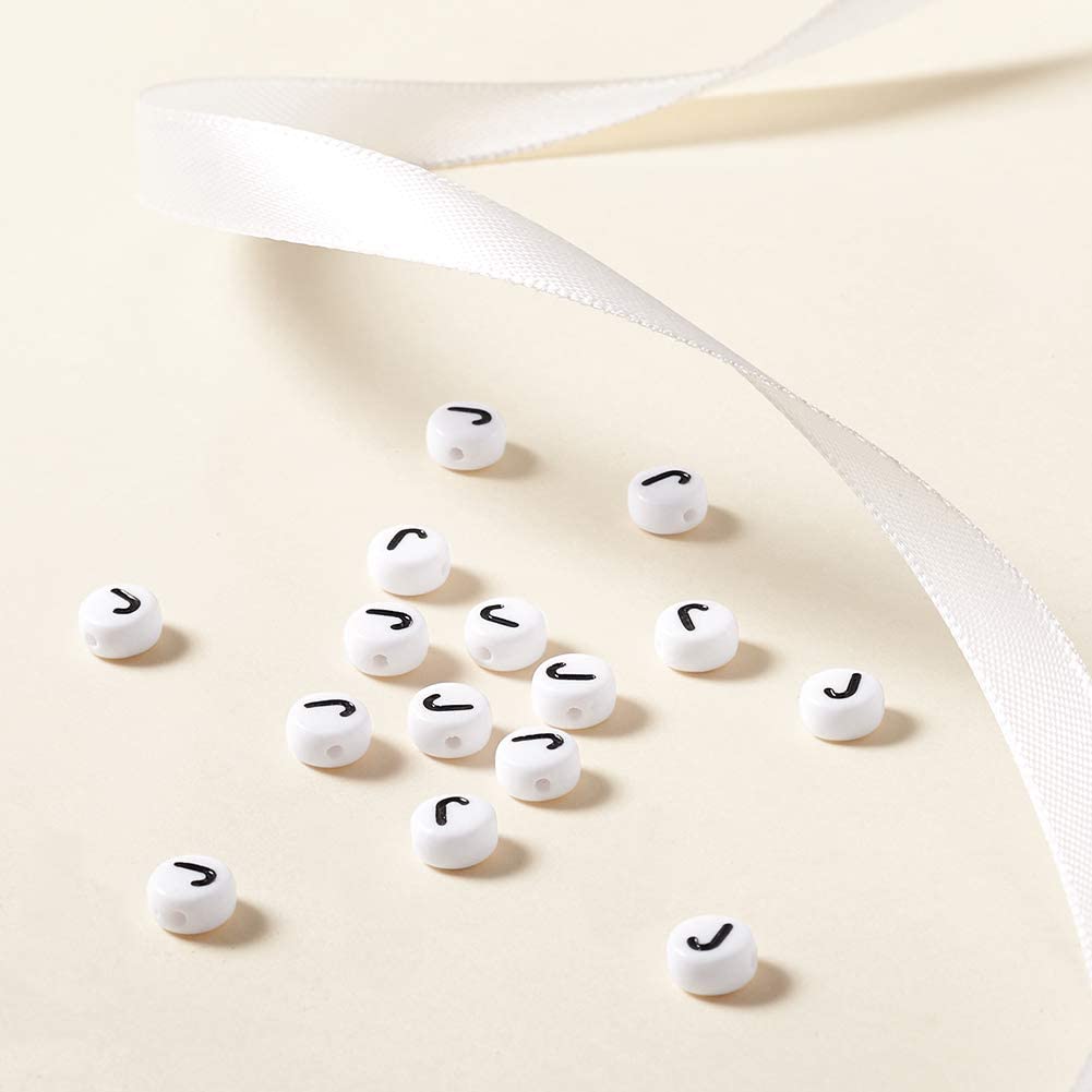 Margele acrlice cu litera J rotunde, 7 mm, White, 100 bucati, Vivo AK701
