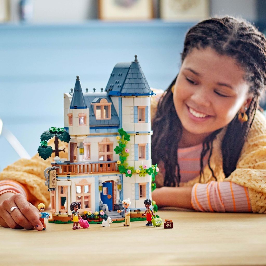 Lego friends castelul pensiune 42638