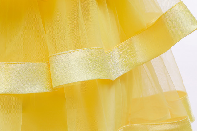 Rochita de ocazie galbena cu volane (marime disponibila: 9-12 luni (marimea 20