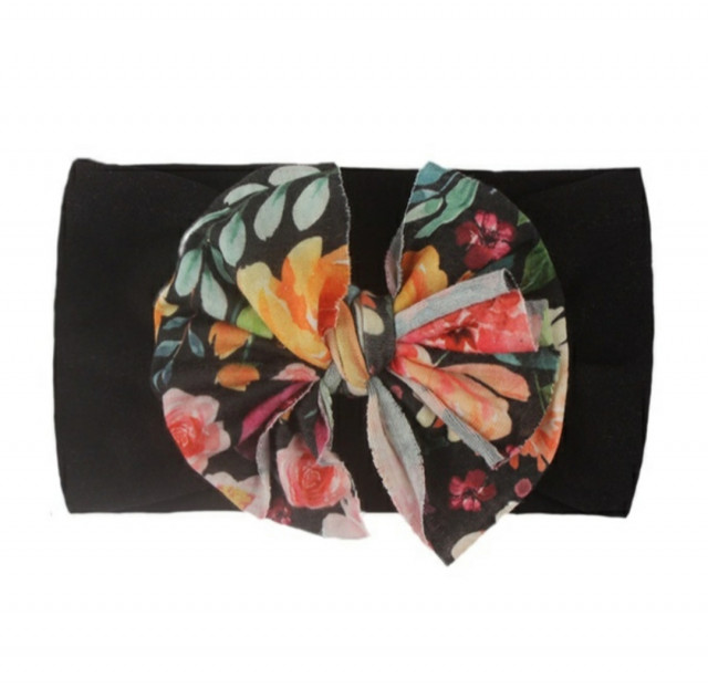 Bentita lata cu funda inflorata aplicata (marime disponibila: 0-12 luni, model: