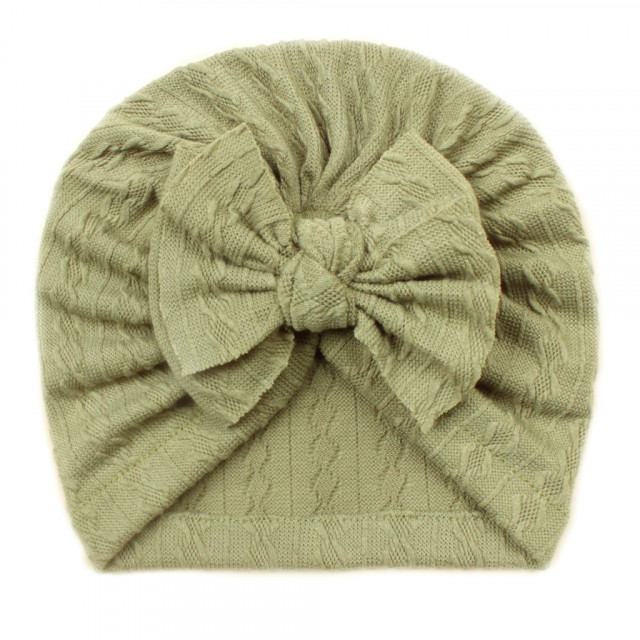 Caciulita tip turban cu model din tesatura si funda aplicata (marime