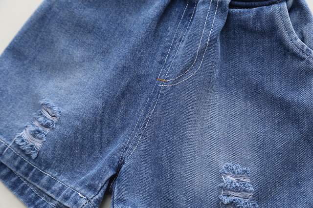 Costumas cu tricou alb si blugi pentru baietei - bear (marime disponibila: 5