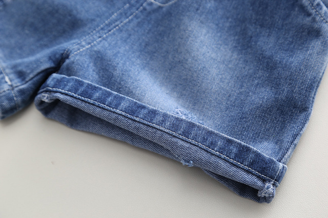 Costumas cu tricou alb si blugi pentru baietei - bear (marime disponibila: 5