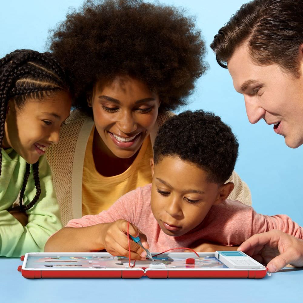 Joc clasic hasbro gaming operatia