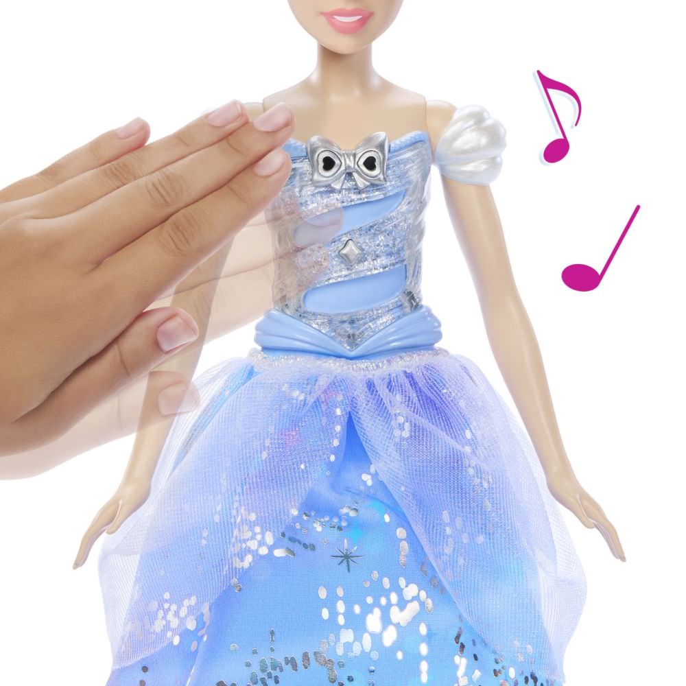 Papusa disney princess cenusareasa interactiva cu rochie luminoasa