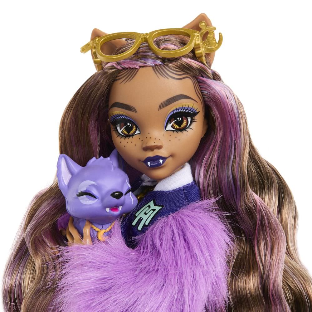 Papusa monster high clawdeen wolf si catelul crescent