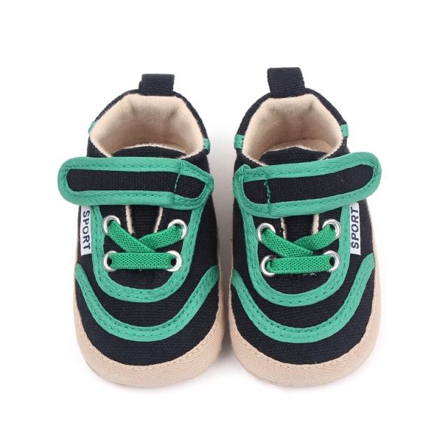 Pantofiori sport pentru bebelusi, negri cu insertii verzi (marime disponibila: