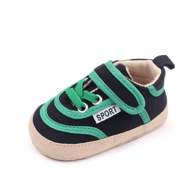 Pantofiori sport pentru bebelusi, negri cu insertii verzi (marime disponibila: