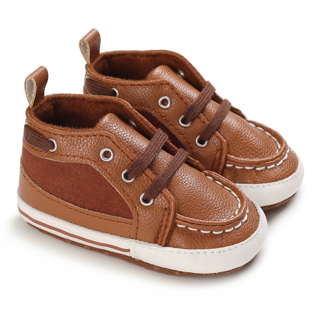 Pantofi pentru bebelusi, maro, cu sireturi (marime disponibila: 9-12 luni