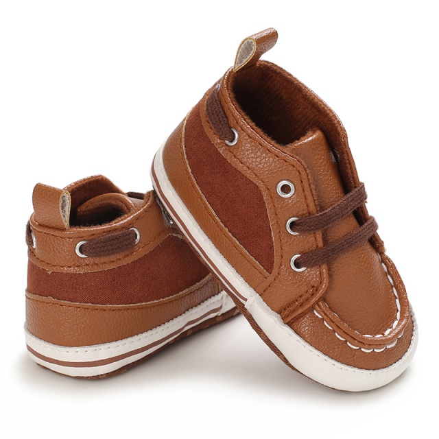Pantofi pentru bebelusi, maro, cu sireturi (marime disponibila: 9-12 luni