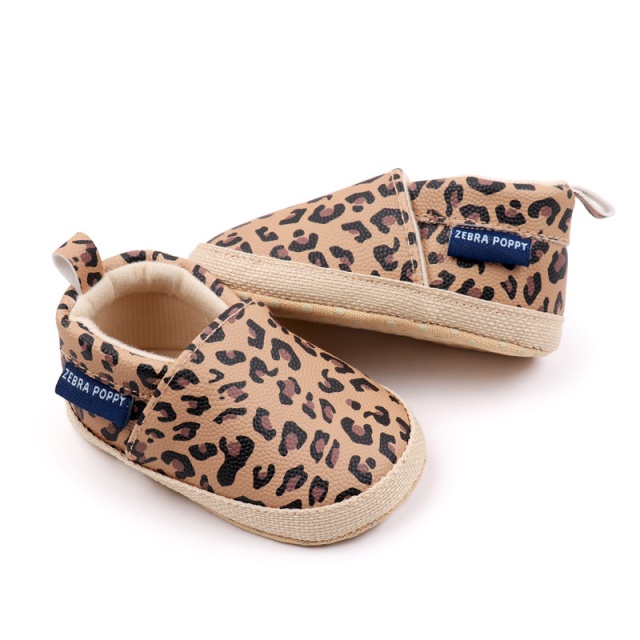 Balerini cu imprimeu leopard pentru fetite (marime disponibila: 3-6 luni