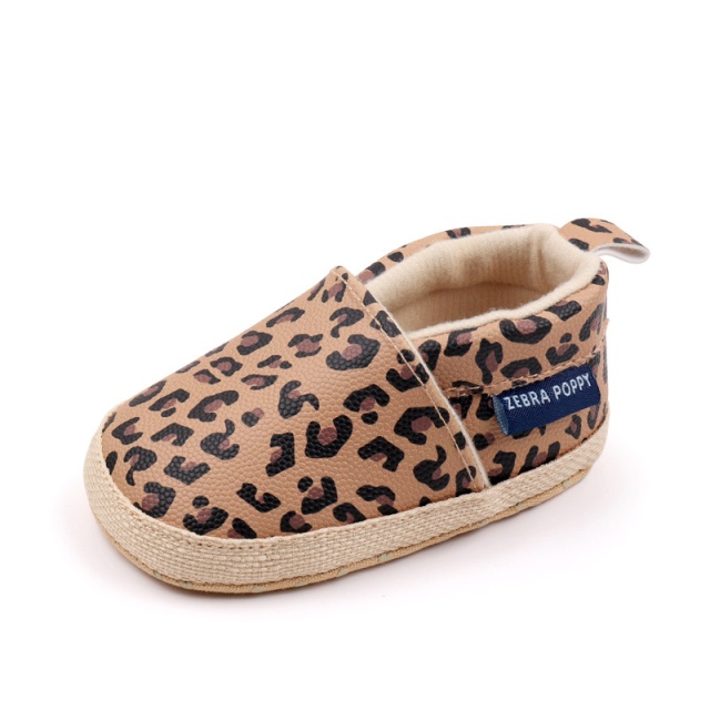 Balerini cu imprimeu leopard pentru fetite (marime disponibila: 3-6 luni
