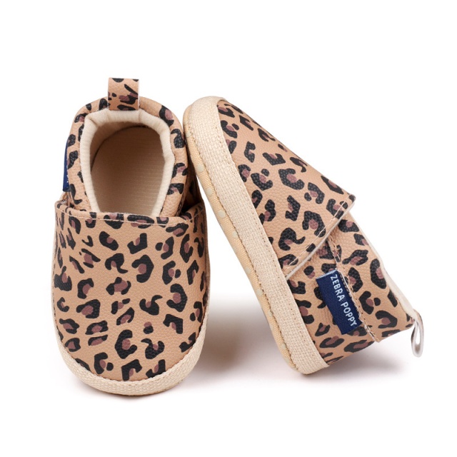 Balerini cu imprimeu leopard pentru fetite (marime disponibila: 3-6 luni