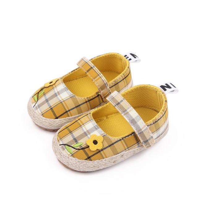 Balerini pentru bebelusi, in carouri galbene (marime disponibila: 3-6 luni