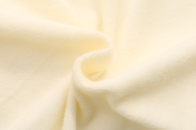 Combinezon in degrade visiniu cu alb (marime disponibila: 2 ani)