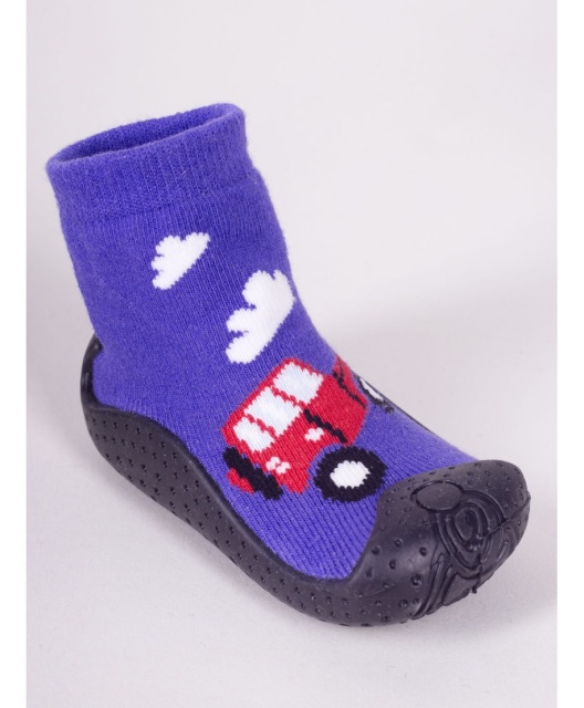 Mocasini pentru copii cu talpă antiderapantă – model mașină de pompieri roșie