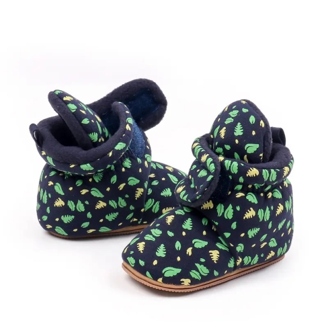 Cizmulite bleumarine cu imprimeu verde si galben (marime disponibila: 6-9 luni