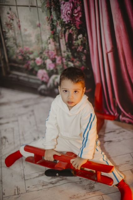 Trening ivoire din catifea pentru baietei - dungi bleu (marime disponibila: 3