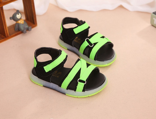 Sandale negre cu insertii verde neon (marime disponibila: marimea 25)