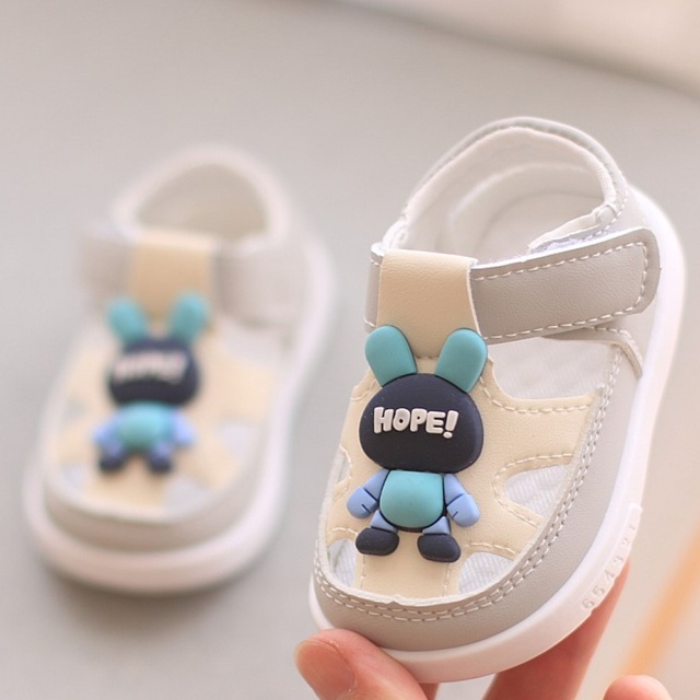 Sandalute gri cu ivoire inchise in fata - hope (marime disponibila: marimea 21)