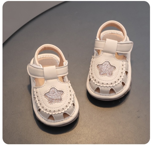 Sandalute ivoire cu piuitoare si steluta stralucitoare (marime disponibila: