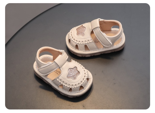 Sandalute ivoire cu piuitoare si steluta stralucitoare (marime disponibila: