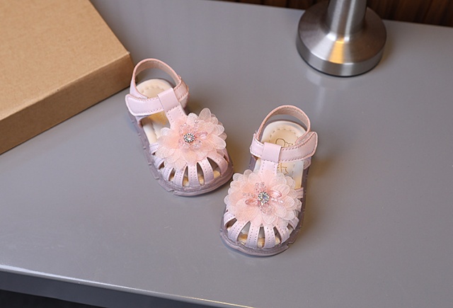 Sandale roz elegante fetite – cu flori 3d si talpa flexibila (marime