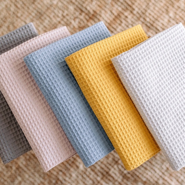 Paturica si prosop 2 in 1 nou nascut skiddou teppi, 100% bumbac, gri deschis,