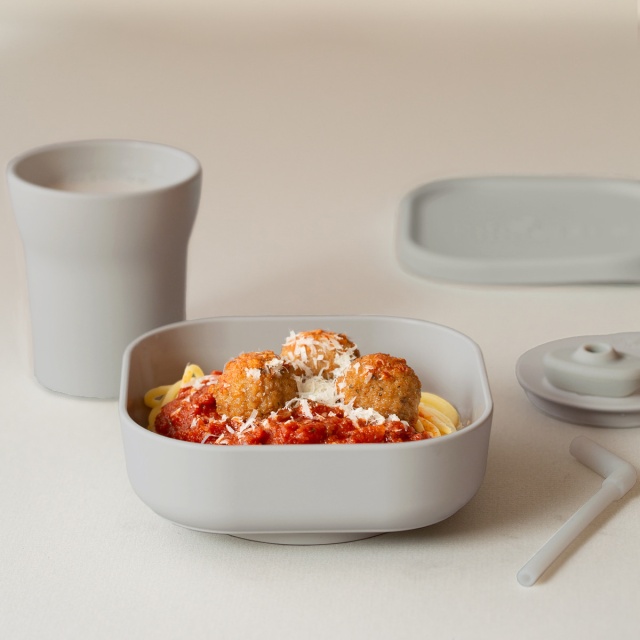 Set diversificare hrana bebelusi miniware sip&snack, 100% din materiale