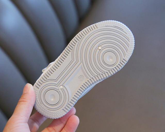 Adidasi albi cu gri si argintiu - ari sport (marime disponibila: marimea 22)