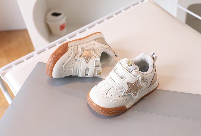 Adidasi albi pentru fetite - gold star (marime disponibila: 9-12 luni (marimea