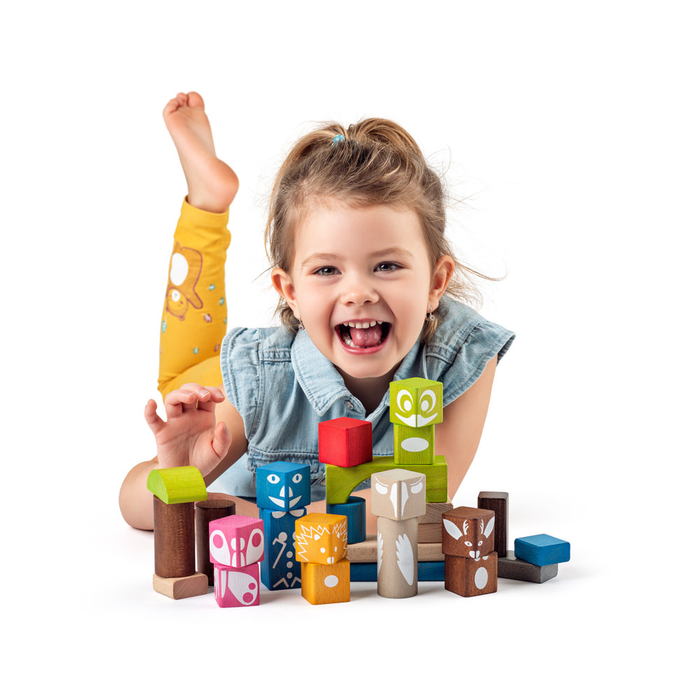 Set cuburi din lemn cu imprimeu colorat woodyland 26 piese