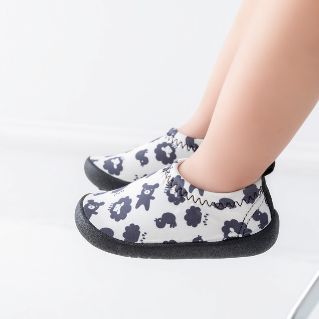 Mocasini albi - animalute (marime disponibila: marimea 21)