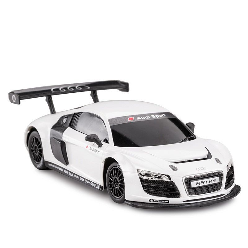 Masinuta metalica audi r8 argintie scara 1 la 24