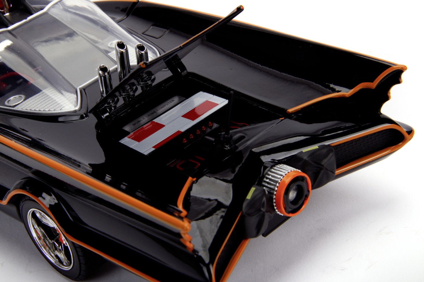 Jada batman masinuta rc batmobile 1:18