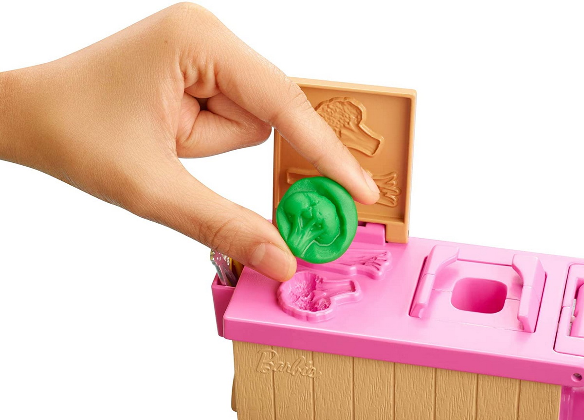 Barbie set de joaca pregateste noodles