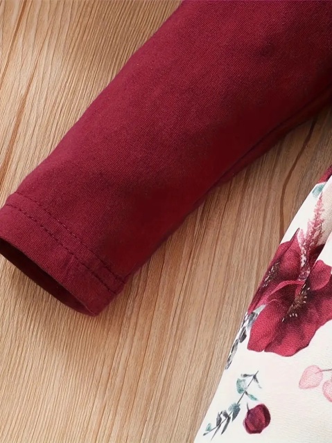 Set salopeta, body visiniu si bentita asortata (marime disponibila: 3-6 luni