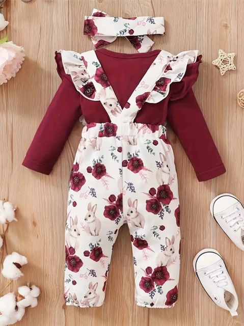 Set salopeta, body visiniu si bentita asortata (marime disponibila: 3-6 luni