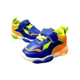 nr 15 - Adidasi cu luminite  pentru copii 2135m