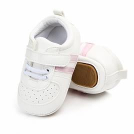 Adidasi bebelusi cu dungi roz (marime disponibila: 6-9 luni (marimea 19