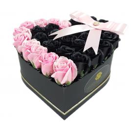 Aranjament Trandafiri de sapun Negri si Roz, cutie XL in forma de inima