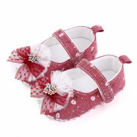 Pantofiori corai cu floricica si fundita (marime disponibila: 9-12 luni