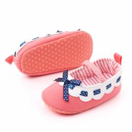 Pantofiori roz somon cu volanas alb (marime disponibila: 3-6 luni (marimea 18