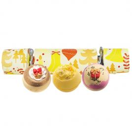 Set cadou Baby Its Gold Outside Cracker, Bomb Cosmetics