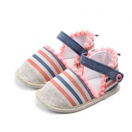 Pantofiori fetite cu ciucurei (marime disponibila: 3-6 luni (marimea 18