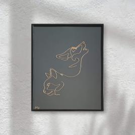 Un catel si o pisica, tablou sculptura din fir continuu de sarma placata cu aur, 25x31cm-cod 2339