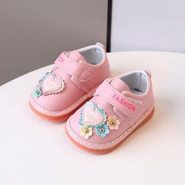 Pantofiori roz cu piuitoare - inimioara (marime disponibila: 3-6 luni (marimea