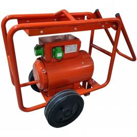 Convertizor electric STRONG SK30TC alimentare 400V putere 3.0kVA curent debitat 41.2A 3 prize
