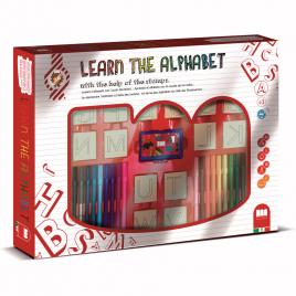 Set educativ cu stampile alfabet 46 piese, 26 stampile, tus, 18 carioci si caiet cu activitati multiprint mp1941